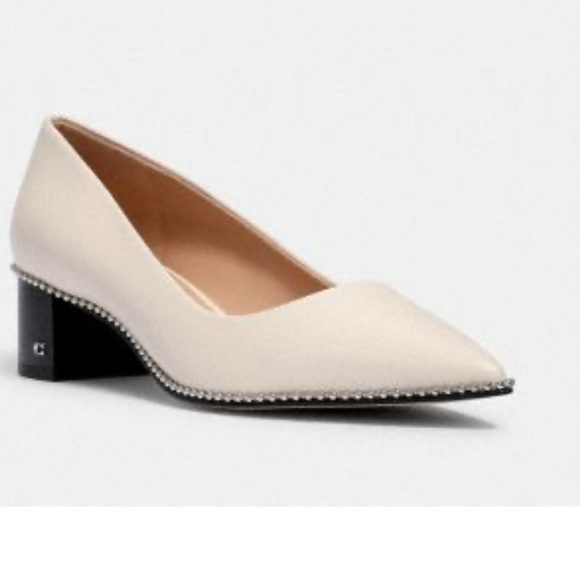 Coach Willa Pump in Chalk - Picture 1 of 1